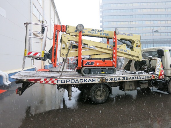 Новая поставка подъемника марки JLG для Выксунского металлургического завода: стабильность – признак мастерства!