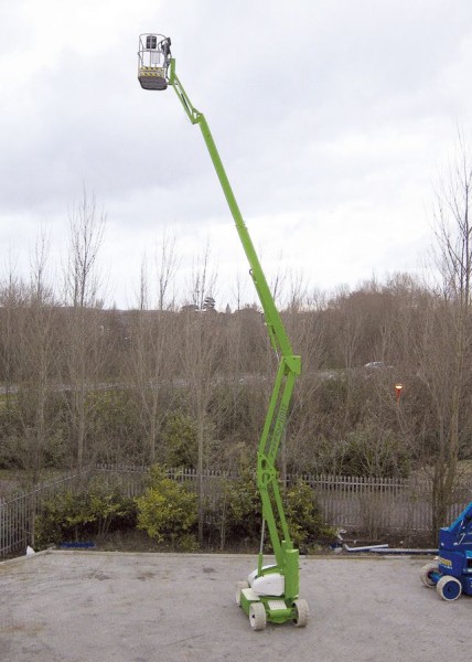 Коленчатый подъемник NIFTYLIFT HR17