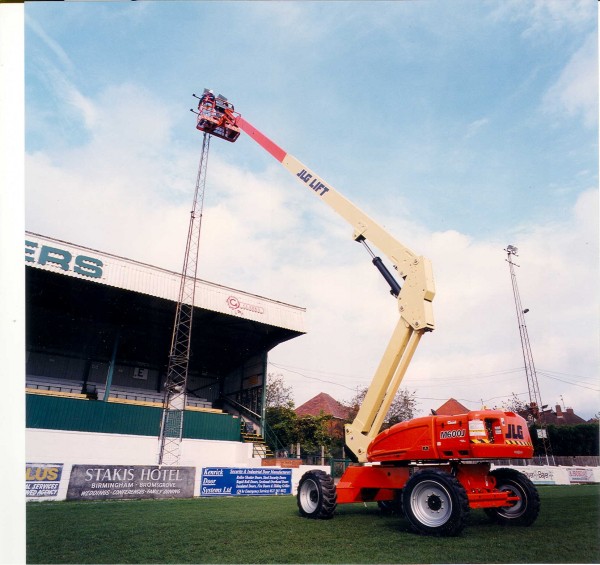 JLG E 600 J