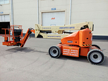Коленчатый подъемник JLG E450AJ  фото 2